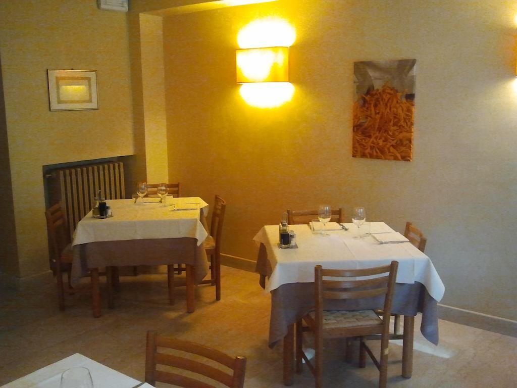 Albergo Croce D'Oro Dolce ภายนอก รูปภาพ